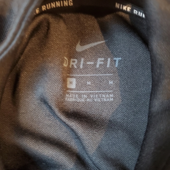 Nike Dri-Fit Sweatshirt - Picture 5 of 5